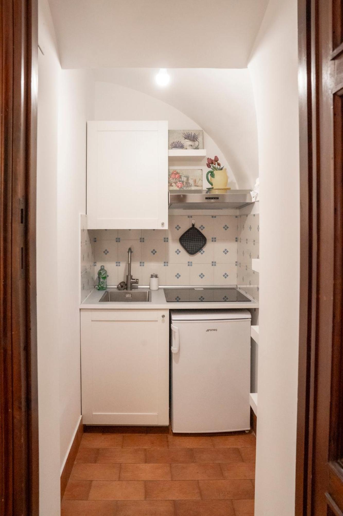 Arco Del Calidarium - Pantheon Apartment โรม ภายนอก รูปภาพ