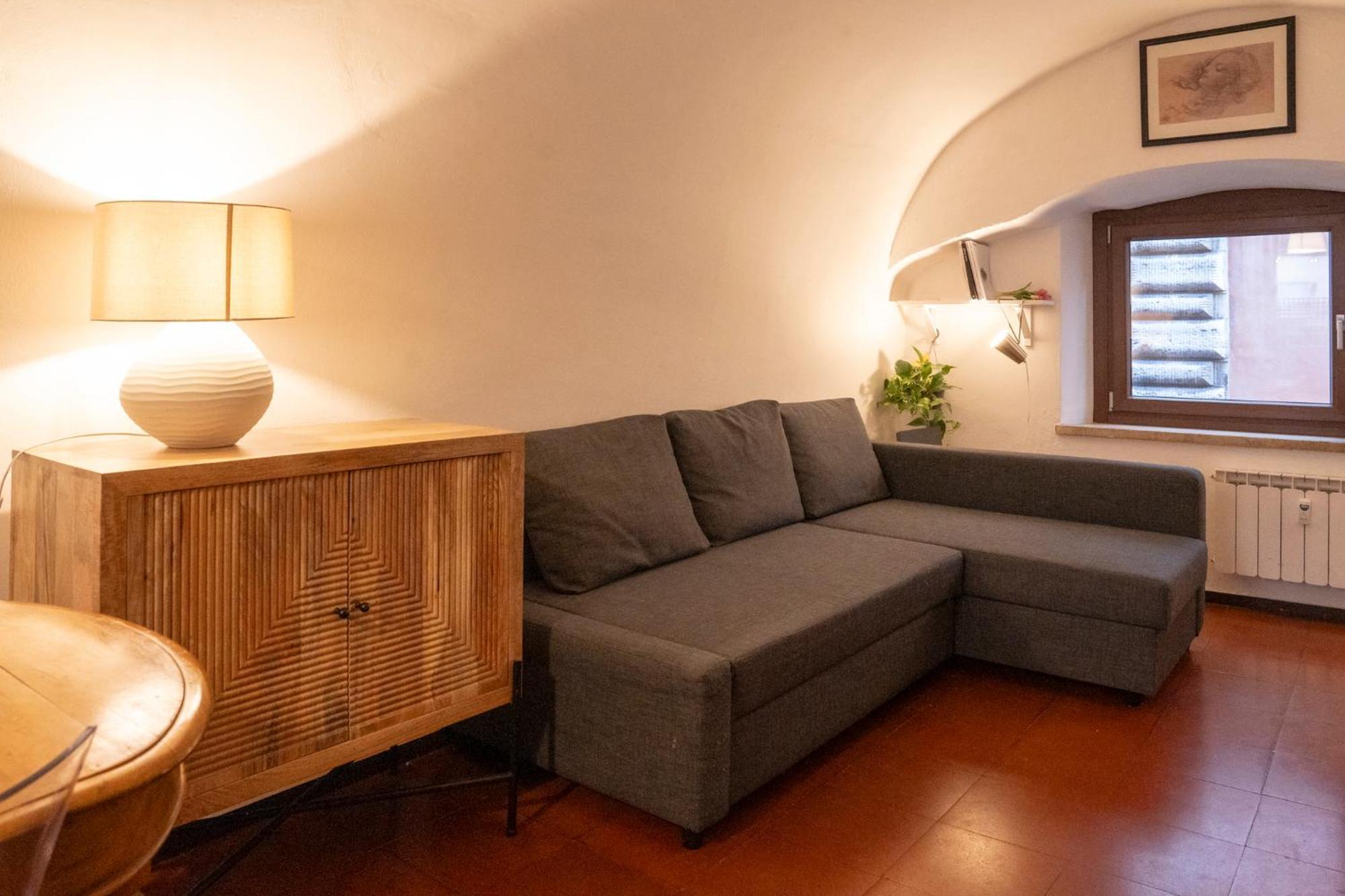 Arco Del Calidarium - Pantheon Apartment โรม ภายนอก รูปภาพ