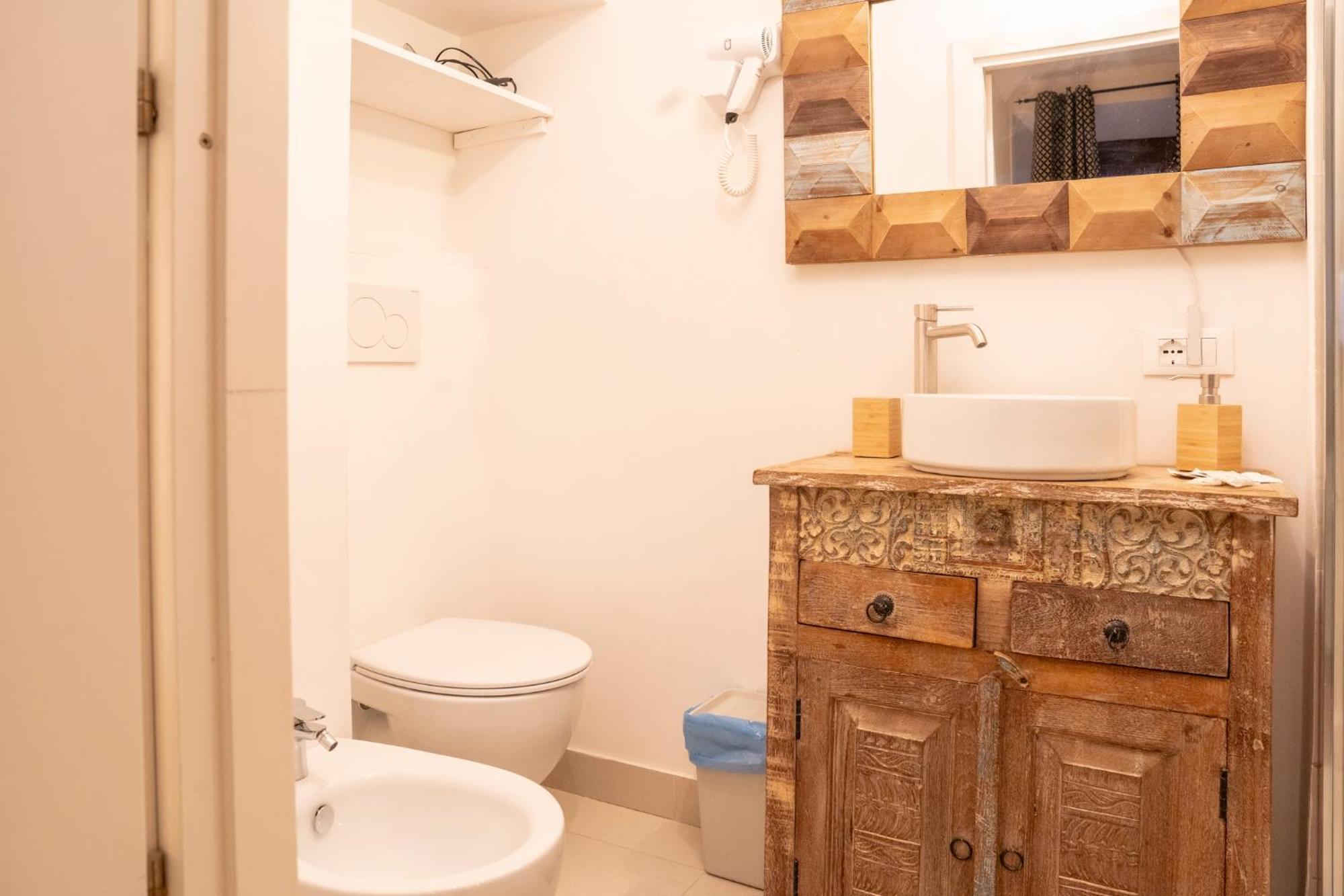 Arco Del Calidarium - Pantheon Apartment โรม ภายนอก รูปภาพ
